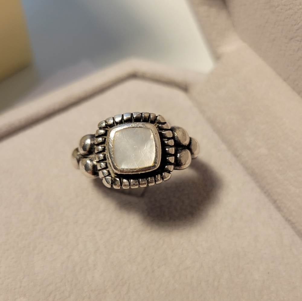 Vintage sterling silver 925 mother of pearl ring